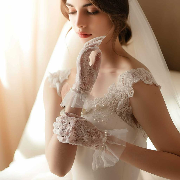 Short Lace Bridal Gloves with Pearls AC10