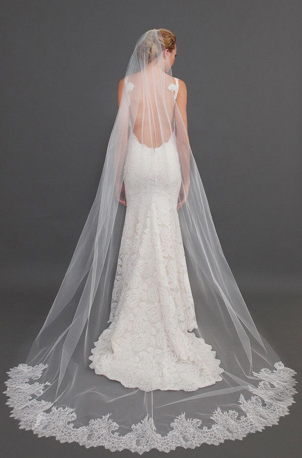 French Chantilly Lace Wedding Dress