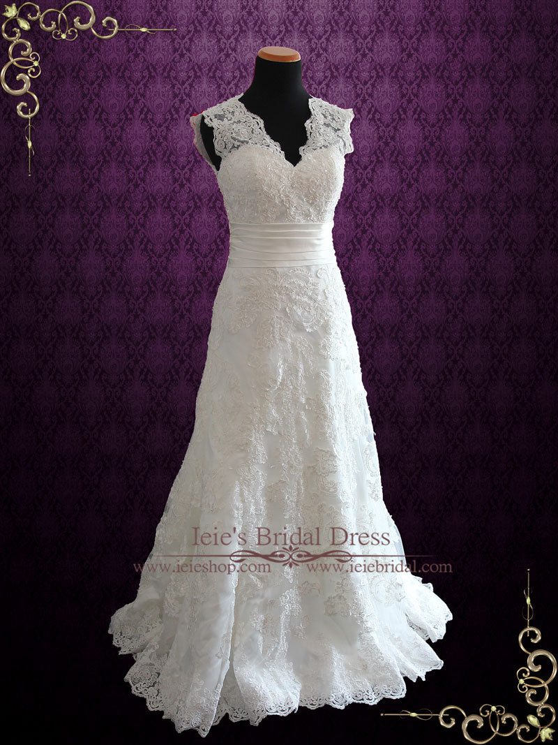 Vintage Lace Wedding Dress Skinny